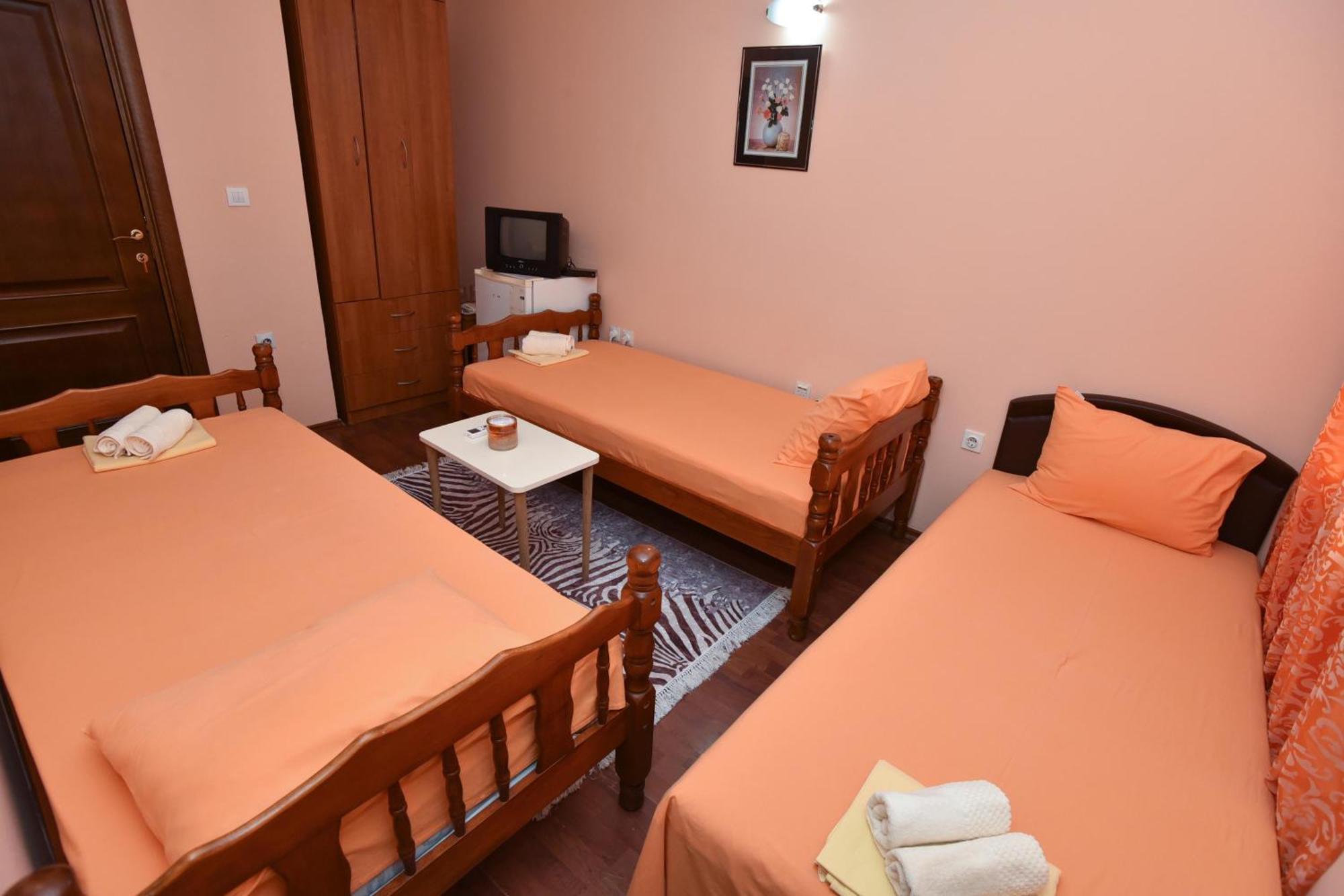 Apartments Vukotić Petrovac Zewnętrze zdjęcie