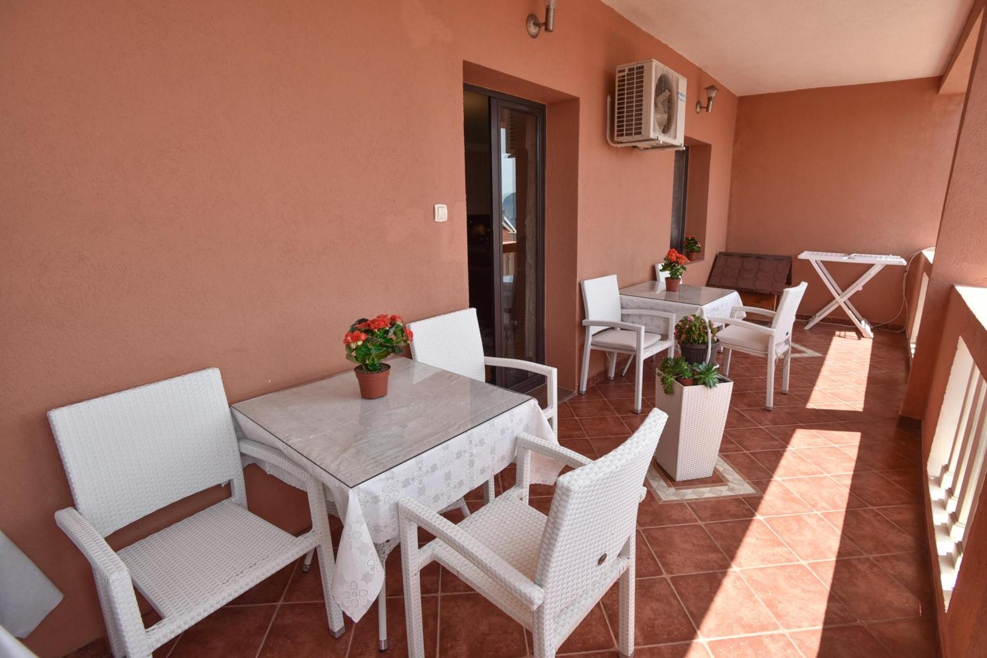 Apartments Vukotić Petrovac Zewnętrze zdjęcie