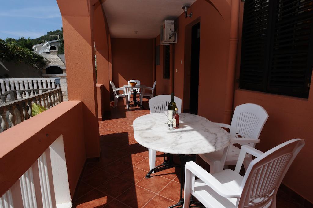 Apartments Vukotić Petrovac Zewnętrze zdjęcie
